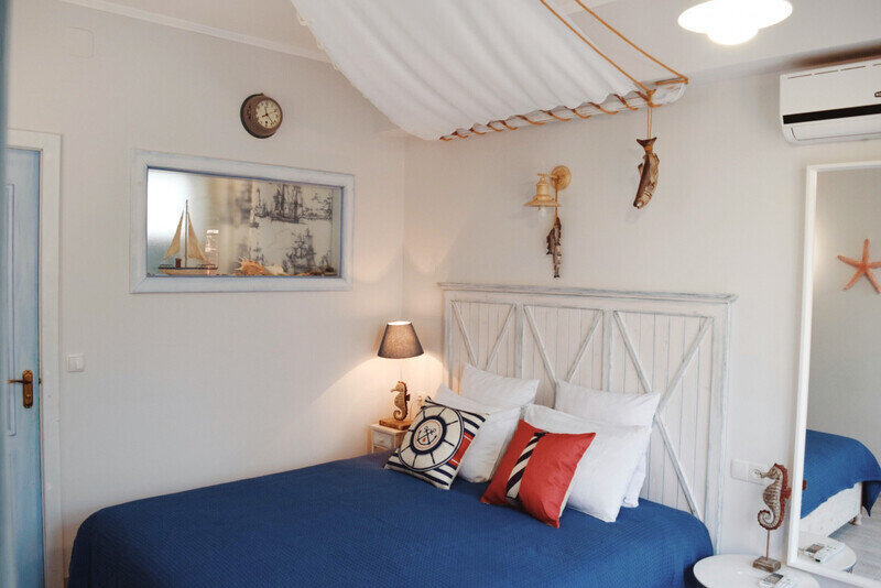 Нижняя Каюта 3-местный 2-комнатный