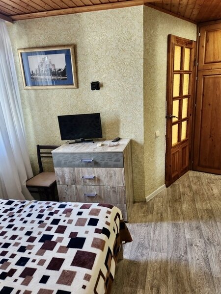 Студио Stone 3-местный