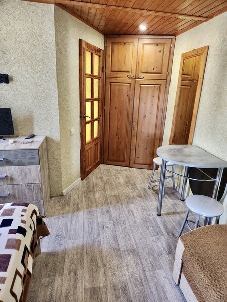 Студио Stone 3-местный