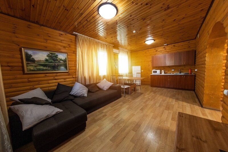 Домик 6 местный