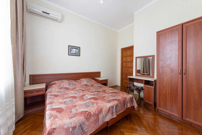 Люкс 5-местный 3-комнатный