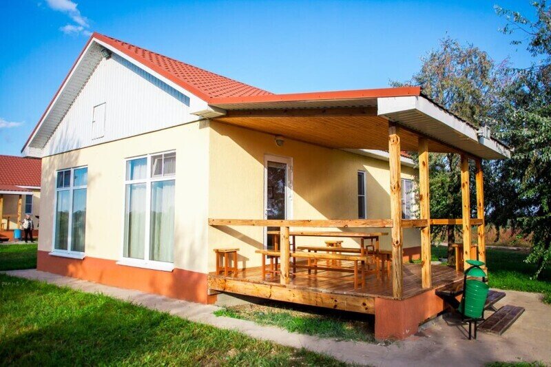 Дом 4-местный (Дом у реки «семейный»)