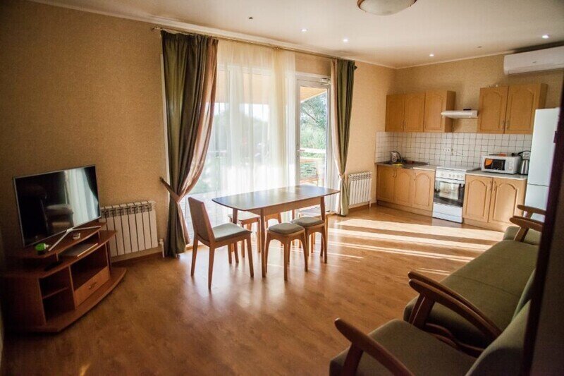 Дом 4-местный (Дом у реки)