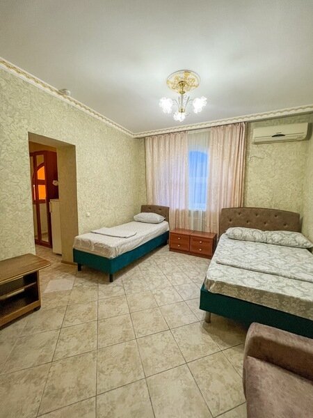 Стандартный 4-местный 1-комнатный