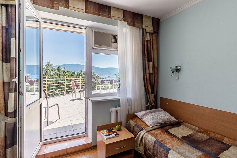 Стандартный 4-местный 2-комнатный