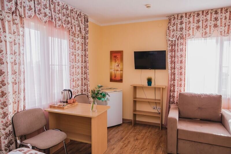 Улучшенный Семейный 2-местный (в коттедже)