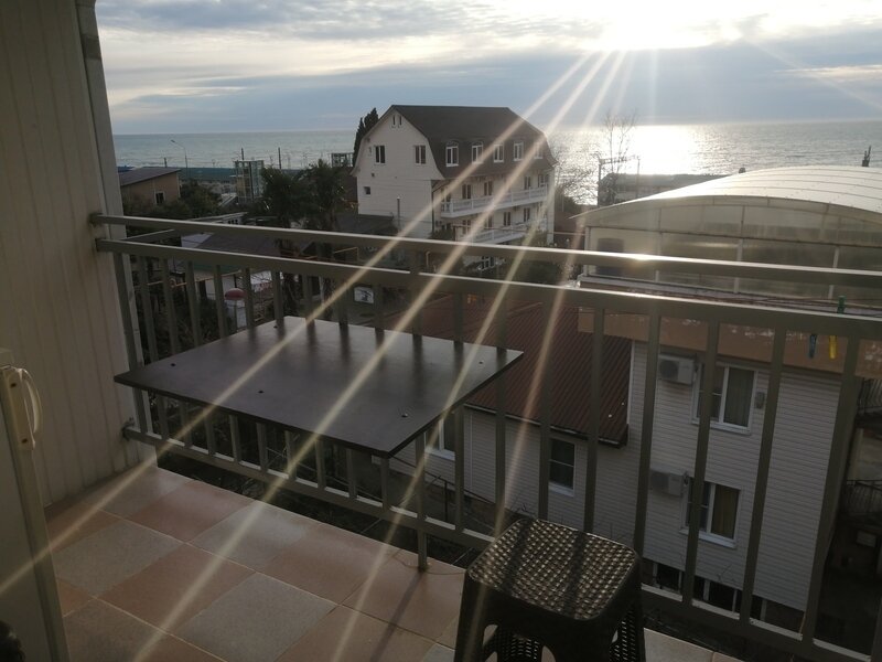 Эконом 3-местный (с балконом и видом на море)