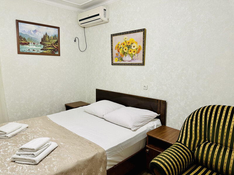 Стандартный 2-местный (с балконом, корпус 1,2)