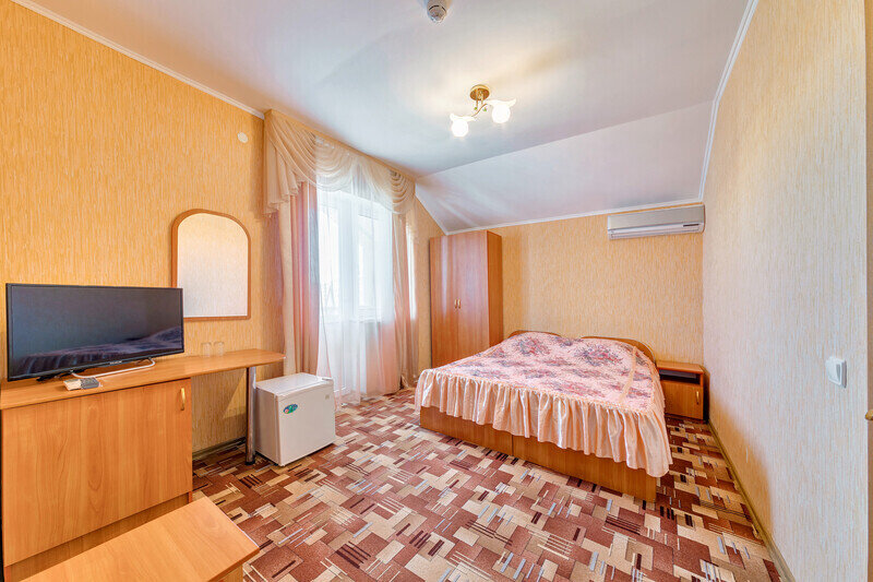 Стандартный 2-местный (с балконом)