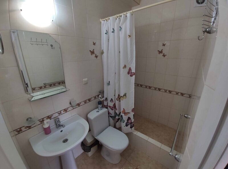 Стандартный 4-местный 1-комнатный (без балкона)