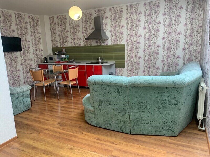 Студио Семейный 5-местный