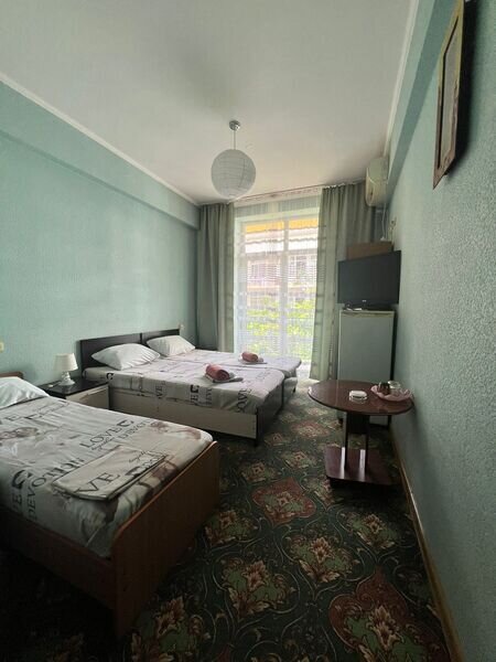 Стандартный 3-местный (с балконом)