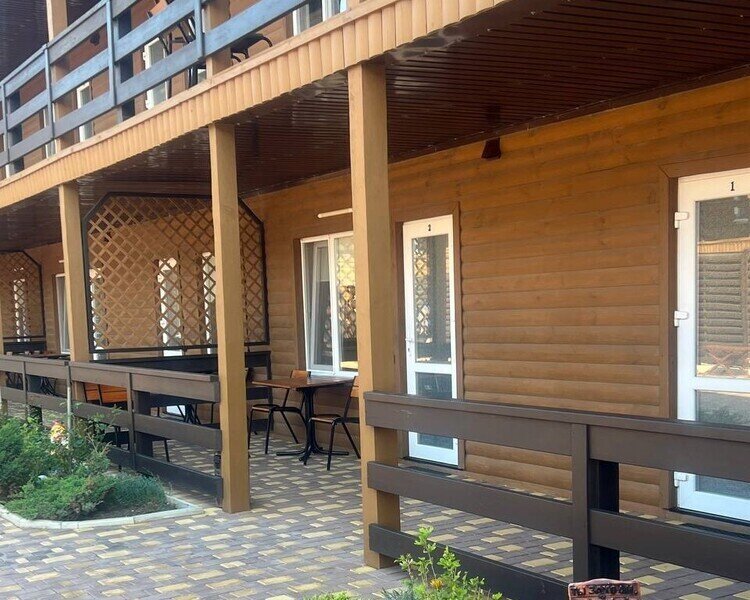 Гостиница Caramele Elena, Запорожская область, Бердянск 