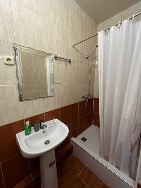 Стандартный 3-местный (без балкона)9