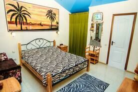 Двухместная комната "Бунгало", База отдыха Усадьба рыцаря Эдварда Остера «Дом дракона», Черноморское