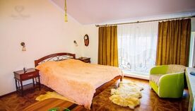 Семейная комната "Щелкунчик", База отдыха Усадьба рыцаря Эдварда Остера «Дом дракона», Черноморское