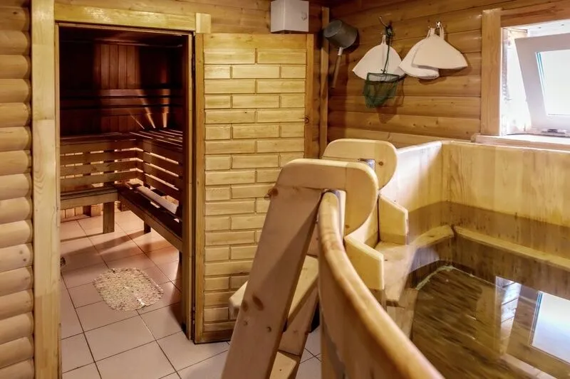 Дом 14-местный (большой с баней)