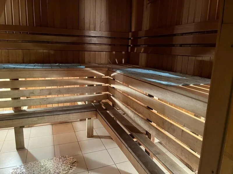 Дом 14-местный (большой с баней)