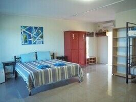 Комфорт четырехместный, Гостевой дом Маверик Хаус, Оленевка