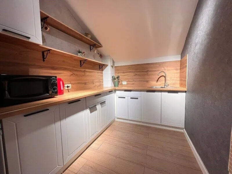 Номер 401 5-местный 2-комнатный (мансарда)