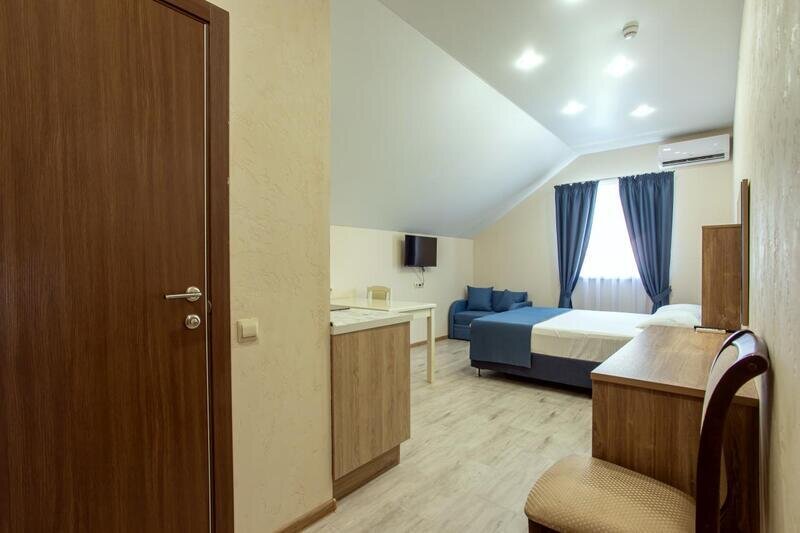 Апартаменты 3-местный (на ул. Херсонская 89, без балкона)