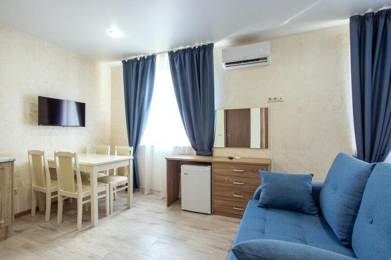 Апартаменты 4-местный (на ул. Херсонская 89, без балкона)