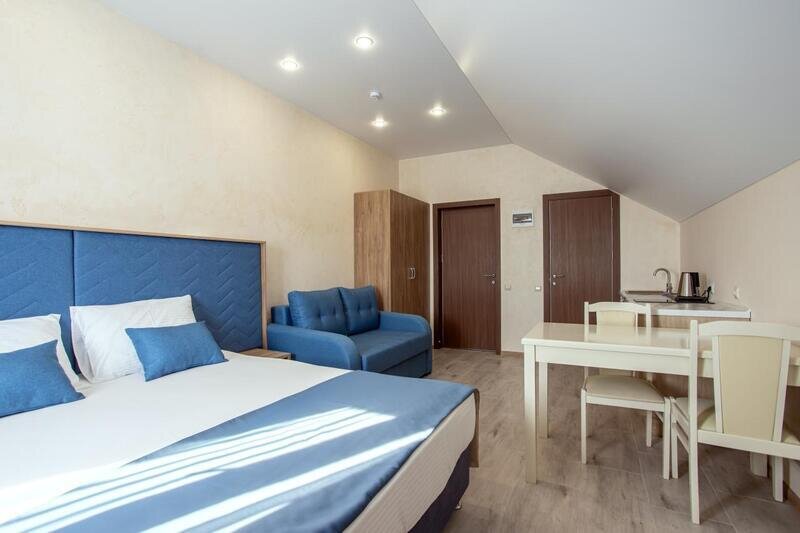 Апартаменты 4-местный (на ул. Херсонская 89, без балкона)