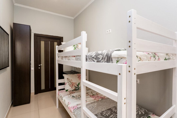 Семейный 4-местный (без удобств)