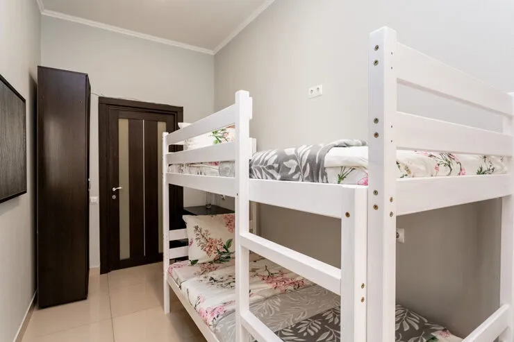 Семейный 4-местный (без удобств)