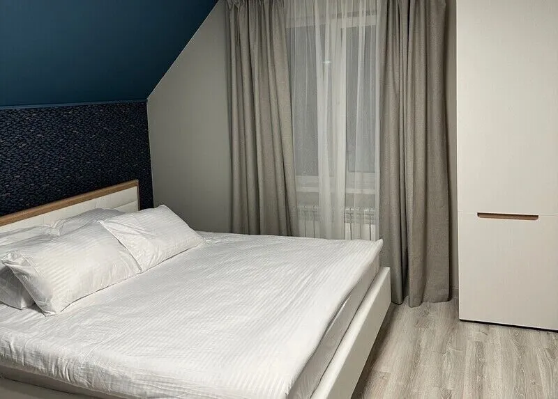 Дом с баней на дровах в современном стиле