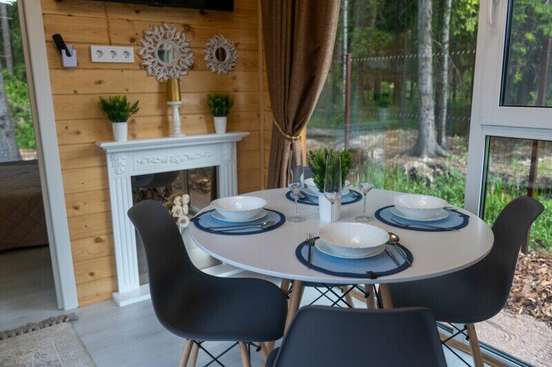 Коттедж 4-местный 2-комнатный (Ланселот)