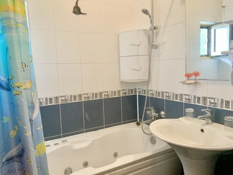 Люкс 6-местный 3-комнатный