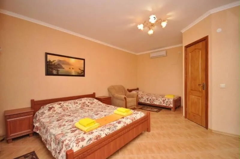 Стандартный 3-местный (с дополнительным местом) (1)