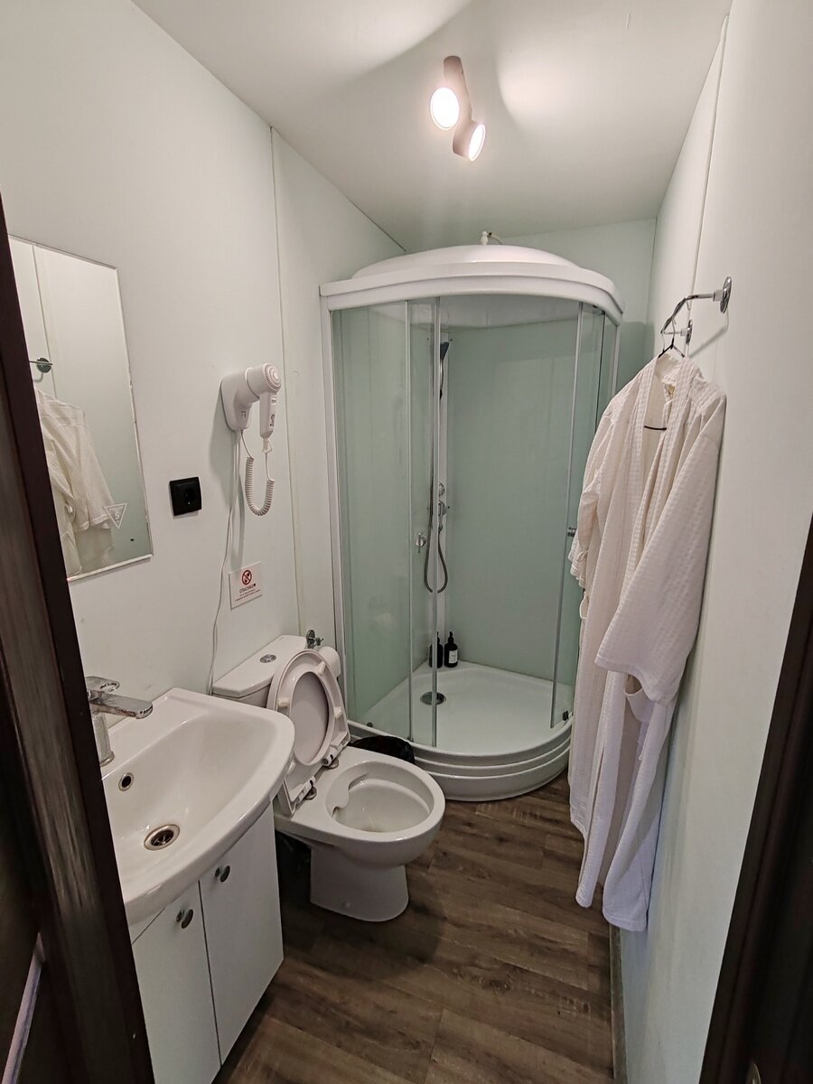 Фото 2 из отзыва о доме в аренду Деревня Йети