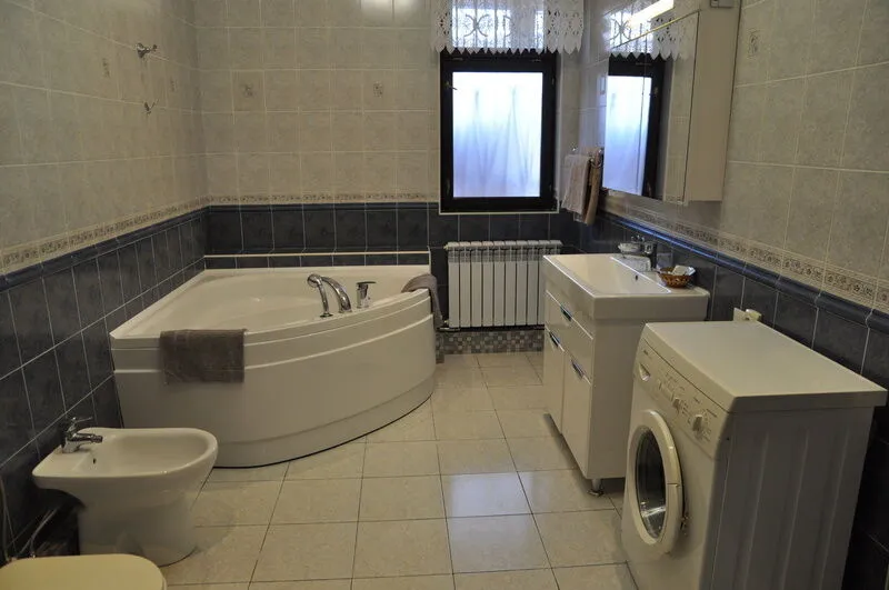 Апартаменты 6-местные с тремя спальнями (1)