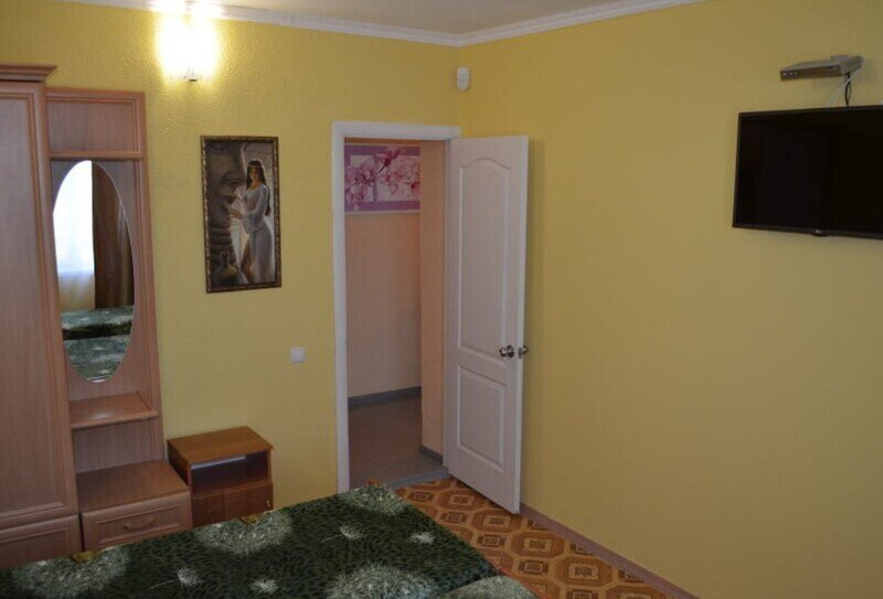 Полулюкс 6-местный 2-комнатный