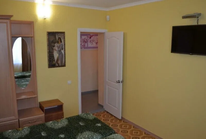 Полулюкс 6-местный 2-комнатный