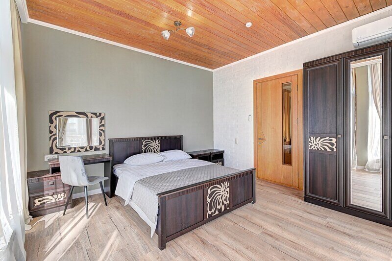 Апартаменты Улучшенный 2-местный 2-комнатный (с балконом)