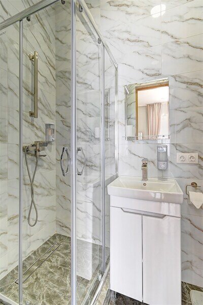 Апартаменты Улучшенный 2-местный 2-комнатный (с балконом)