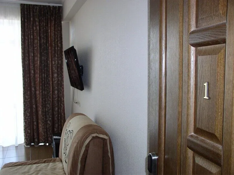 3-местный 1-комнатный №1 (вид на море)