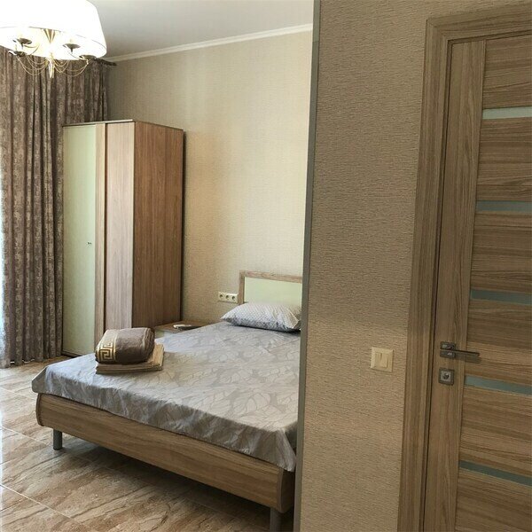 Люкс 5-местный 2-комнатный №12 (вид на море)