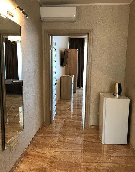 Люкс 5-местный 2-комнатный №14 (вид на море)