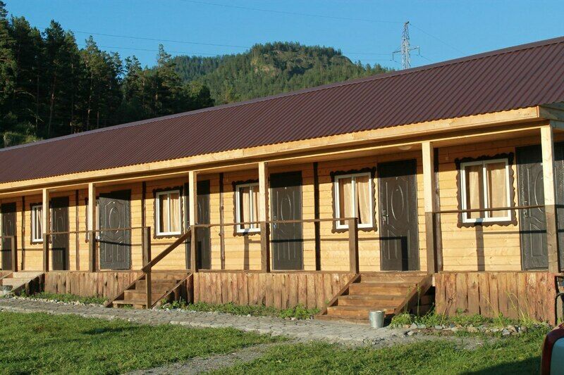 Усадьба У Мишани, Горный Алтай (Республика Алтай), село Чепош Чемал поселок Барангол село Анос село Аскат село Турбаза Катунь село Узнезя село Усть-Муны село Элекмонар