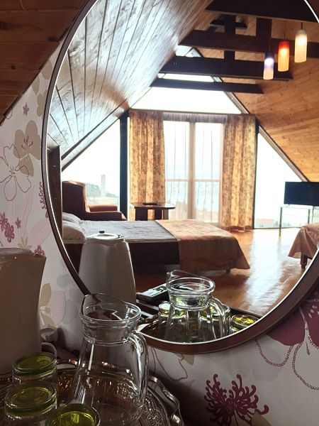 Пентхаус 4-местный