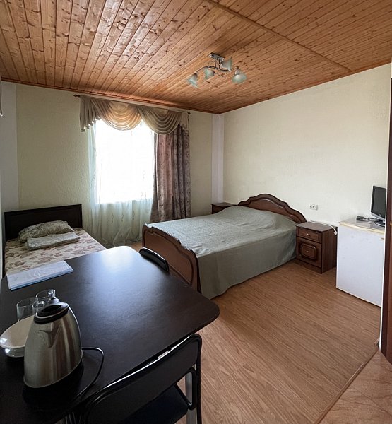 Полулюкс 4-местный 1-комнатный (1,3 корпус) (10)