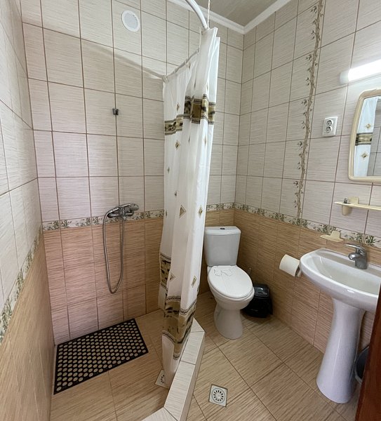 Полулюкс 4-местный 1-комнатный (1,3 корпус) (9)