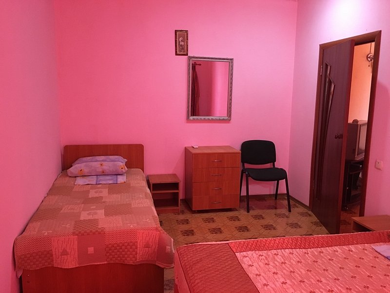 Полулюкс 4-местный 2-комнатный (1 корпус) (4)