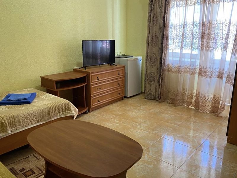 Стандартный 3-местный 1-комнатный (1,3 корпус) (2)