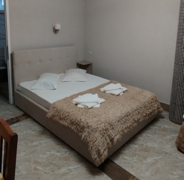 Стандартный 4-местный (цокольный этаж)