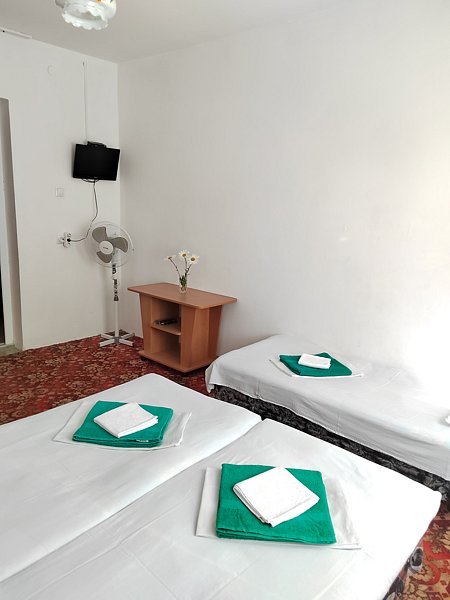 Эконом 3-местный